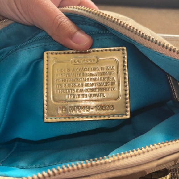 Coach Beige and Gold Shoulder Bag with Gold Accents - Picture 8 of 13